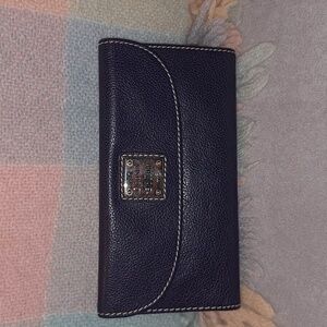 Dooney and Bourke Continental wallet in Midnight blue